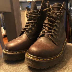 Authentic Doc martins. Unique color. Great condition.